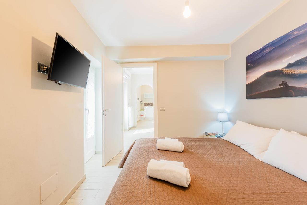 Trifulhouse Holiday Apartments アルバ エクステリア 写真