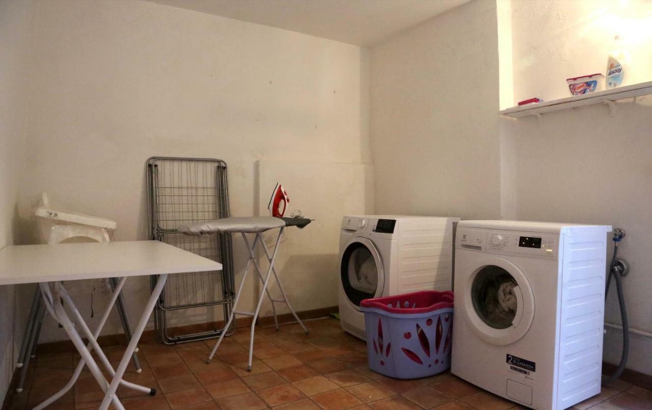 Trifulhouse Holiday Apartments アルバ エクステリア 写真
