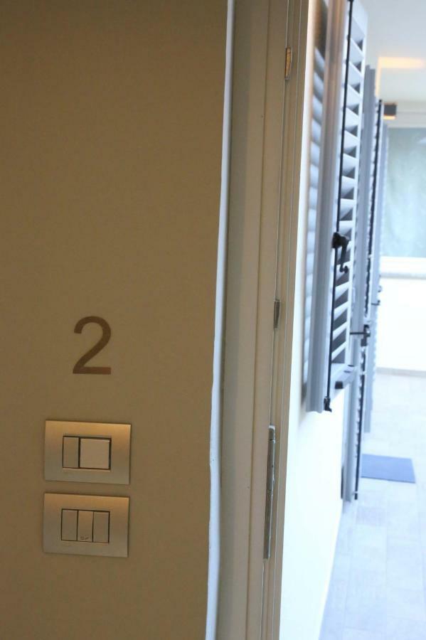 Trifulhouse Holiday Apartments アルバ エクステリア 写真