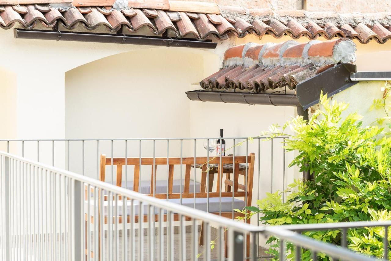 Trifulhouse Holiday Apartments アルバ エクステリア 写真